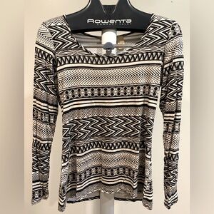 BKE Eased Tribal Pattern Long Sleeve
